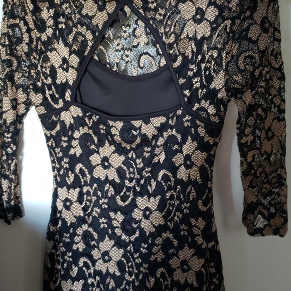 Dress - Picture 2 of 4